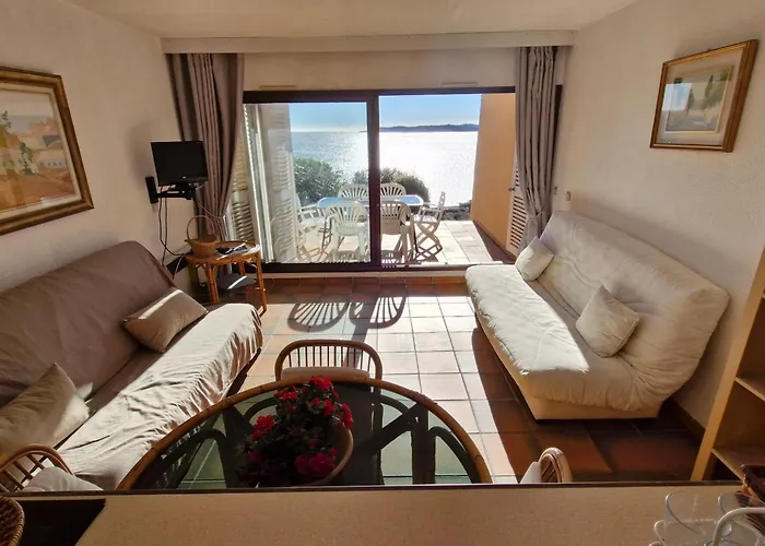 2 Pieces Avec Vue Et Garage A - Fr-1-780-71