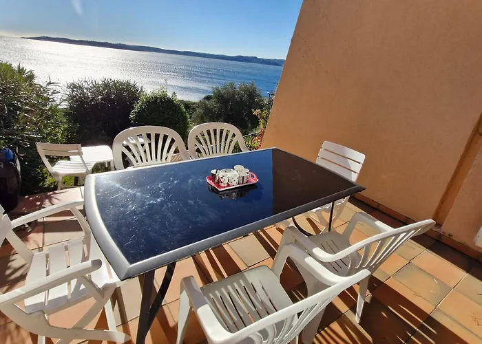 2 Pièces Avec Piscine Et Garage à - Fr-1-780-71 * Sainte-Maxime